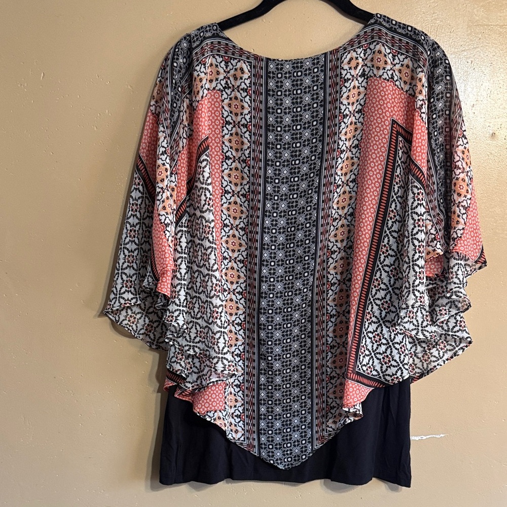 AGB Women's Coral and Black Patterned Blouse - Picture 3 of 3